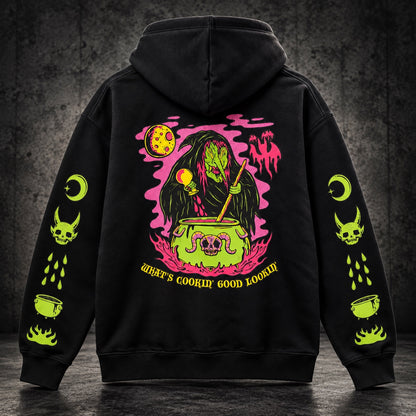 Μαύρο graphic hoodie, πίσω όψη σε σκούρο φόντο