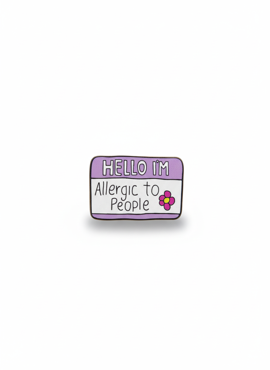 Ξύλινο pin “Allergic to people”