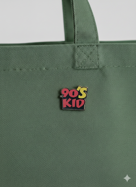 Ξύλινο pin “90s kid”