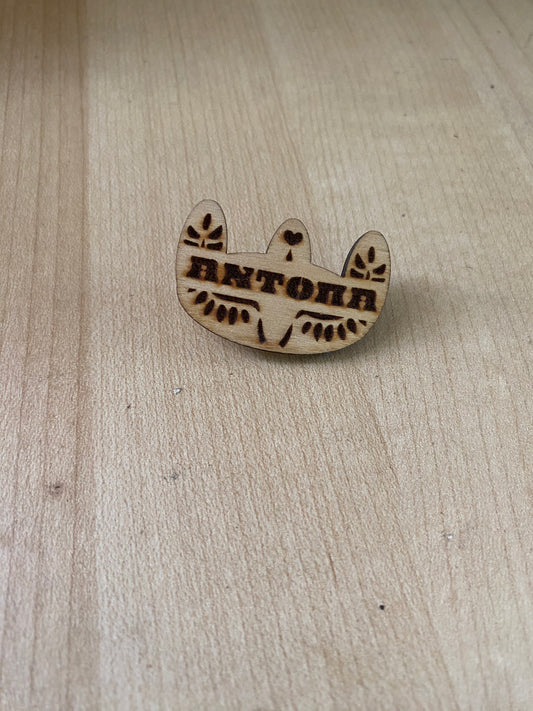 Pin Antopa